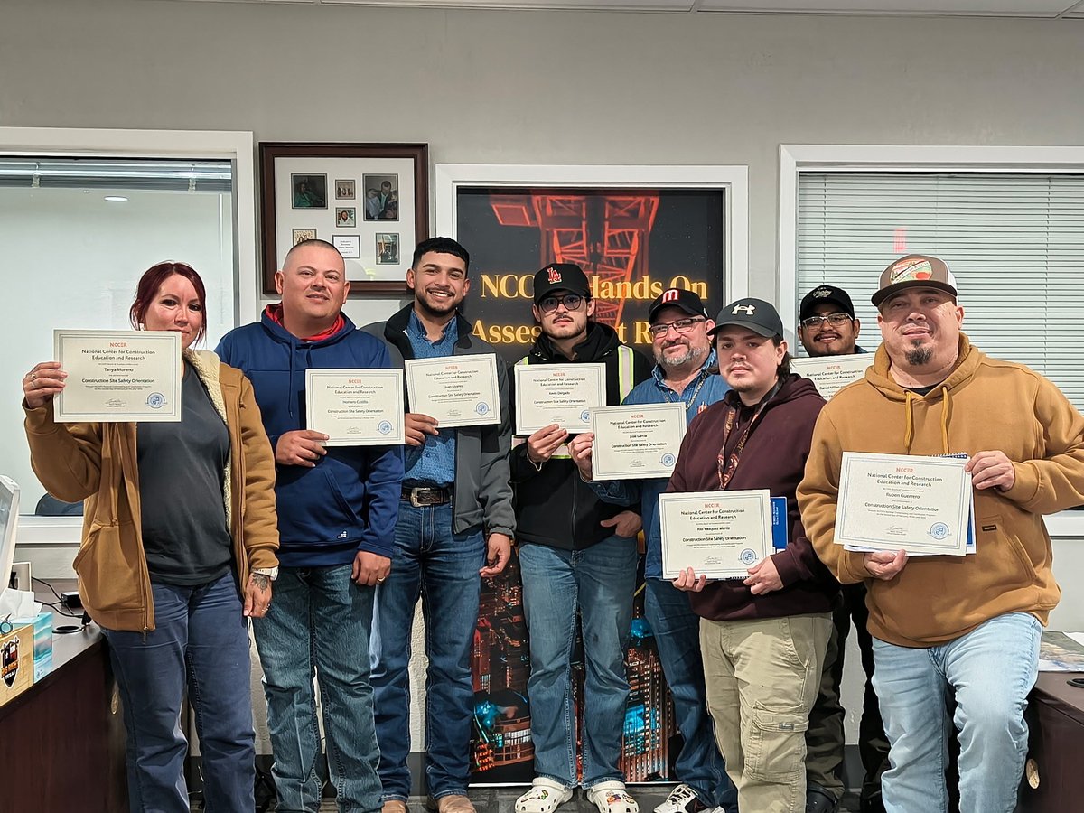 Rig Right Texas students holding completed construction safety training certificates